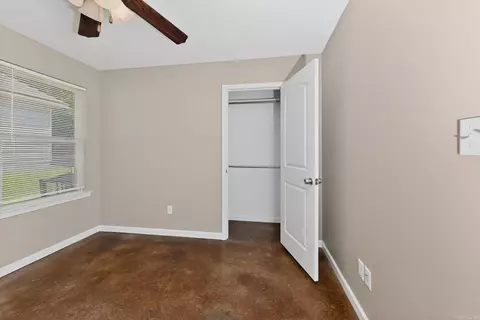 Bedroom - 1296 Ridge Rd, Benton, AR 72015 photo 8 of 12