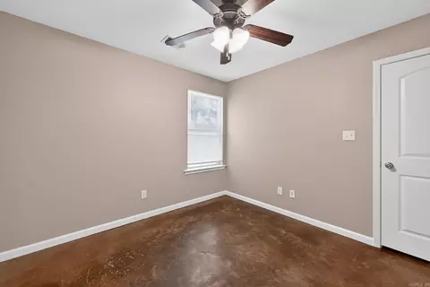 Bedroom - 1296 Ridge Rd, Benton, AR 72015 photo 1 of 12