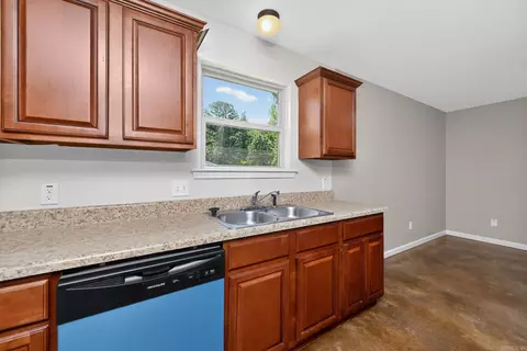 Kitchen - 1296 Ridge Rd, Benton, AR 72015 photo 1 of 2