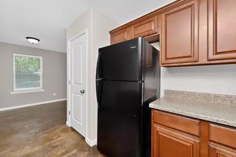 Kitchen - 1296 Ridge Rd, Benton, AR 72015 photo 2 of 2
