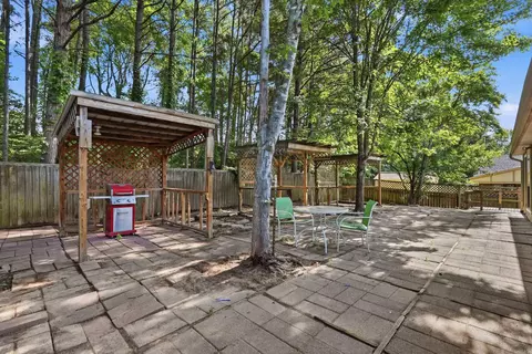 Exterior - 31 Azalea Cir, Benton, AR 72019 photo 6 of 8