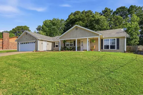 31 Azalea Cir, Benton, AR 72019