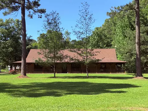 2324 Barkada Rd, Monticello, AR 71655