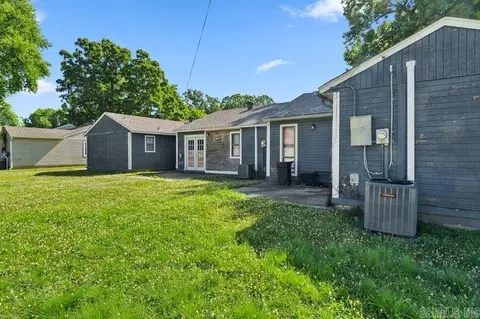 Exterior - 902-906 Dismukes Ave, Lonoke, AR 72086 photo 6 of 7
