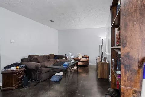Living - 902-906 Dismukes Ave, Lonoke, AR 72086 photo 4 of 4
