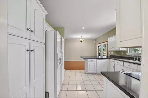 Kitchen - 741 E Main St, Austin, AR 72007 photo 4 of 7
