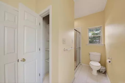 Bath - 741 E Main St, Austin, AR 72007 photo 3 of 6