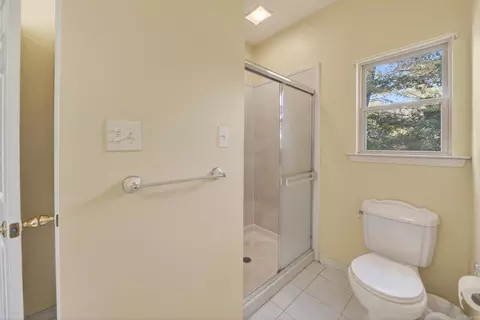 Bath - 741 E Main St, Austin, AR 72007 photo 2 of 6