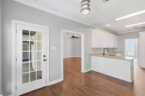 Entry Way - 1810 Amelia Dr, Conway, AR 72034 photo 3 of 4