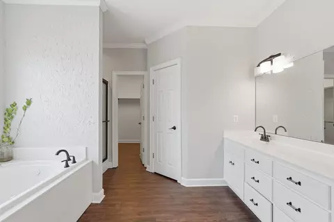 Entry Way - 1810 Amelia Dr, Conway, AR 72034 photo 4 of 4