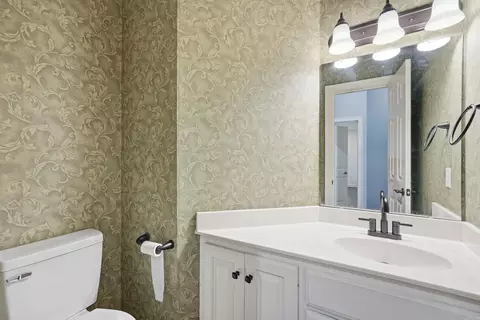 Bath - 1810 Amelia Dr, Conway, AR 72034 photo 3 of 5
