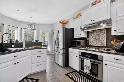 Kitchen - 1271 Angel Dr, Alexander, AR 72002 photo 1 of 3