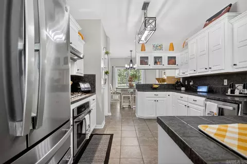 Kitchen - 1271 Angel Dr, Alexander, AR 72002 photo 3 of 3