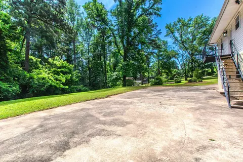 Exterior - 2103 Wright Ave, Benton, AR 72019 photo 8 of 10