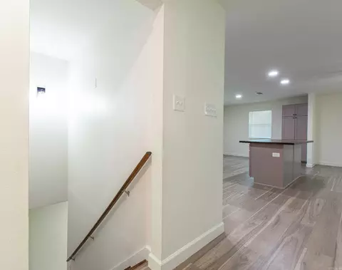 Entry Way - 2103 Wright Ave, Benton, AR 72019 photo 1 of 1