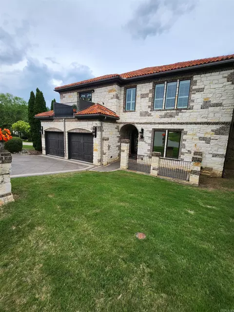 11 La Scala Ct, Little Rock, AR 72212