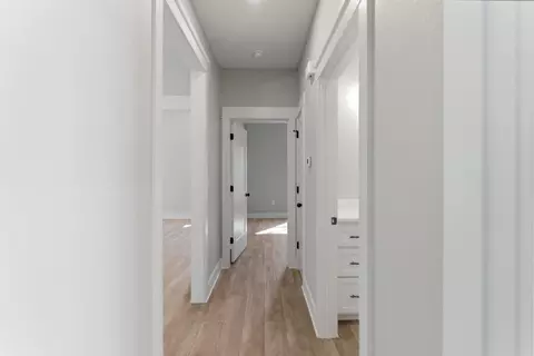 Entry Way - 4 Quartet Cv, Greenbrier, AR 72058 photo 11 of 12