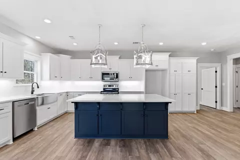 Kitchen - 4 Quartet Cv, Greenbrier, AR 72058 photo 1 of 6