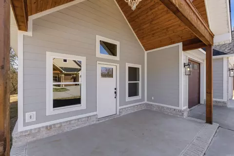 Exterior - 4 Quartet Cv, Greenbrier, AR 72058 photo 2 of 8