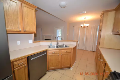 Kitchen - 11 Farrah Dr, Ward, AR 72176 photo 5 of 5