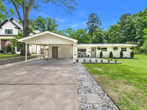 2615 Flakewood Rd, Little Rock, AR 72207