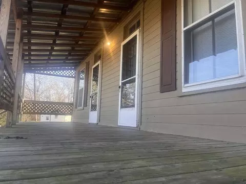 1210 Walker Ave, Mammoth Spring, AR 72554