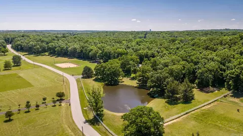 108 Temple Dr, Sherwood, AR 72120