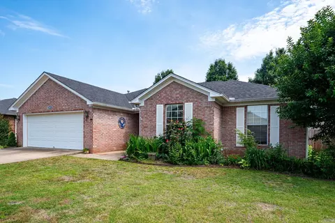 2845 Makenzie Dr, Conway, AR 72034