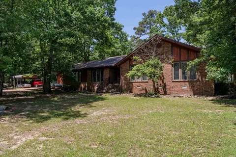 4 W Plantation Dr, Heber Springs, AR 72543