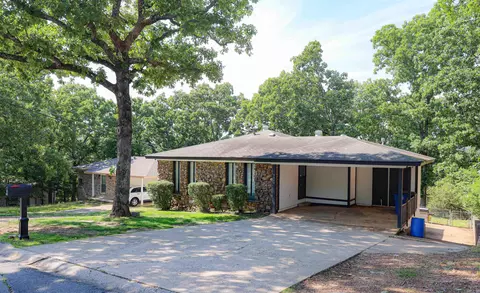 5020 Lynn Ln, North Little Rock, AR 72118