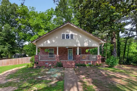 527 S 14th St, Arkadelphia, AR 71923