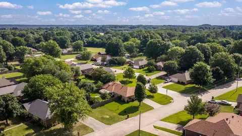 View/Area - 355 Comanche Trl, Conway, AR 72032 photo 3 of 3