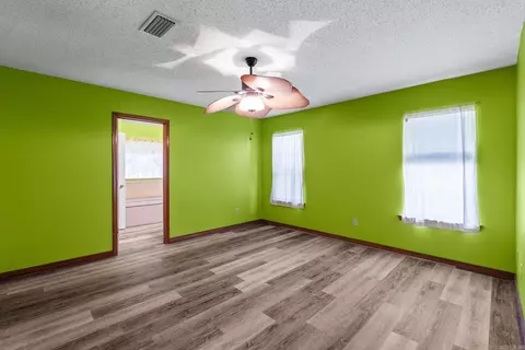 Bedroom - 355 Comanche Trl, Conway, AR 72032 photo 1 of 6