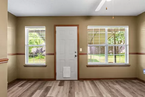 Entry Way - 355 Comanche Trl, Conway, AR 72032 photo 1 of 1