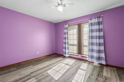 Bedroom - 355 Comanche Trl, Conway, AR 72032 photo 4 of 6