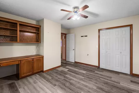 Bedroom - 355 Comanche Trl, Conway, AR 72032 photo 6 of 6