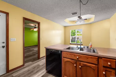 Kitchen - 355 Comanche Trl, Conway, AR 72032 photo 3 of 3