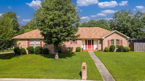 355 Comanche Trl, Conway, AR 72032