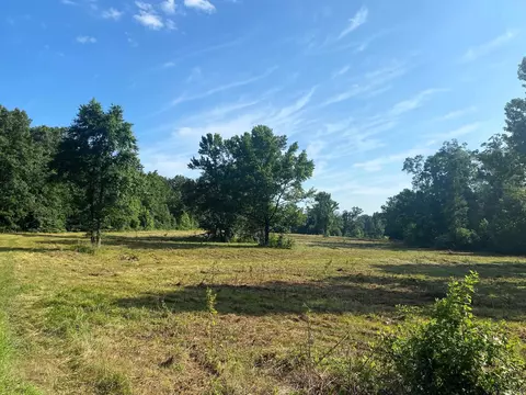 000 Artesia Ln, Beebe, AR 72012