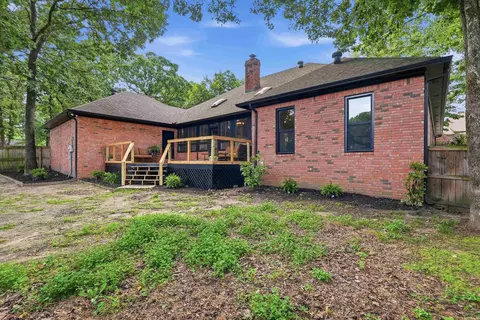 Exterior - 370 Pippinpost Dr, Conway, AR 72034 photo 8 of 12