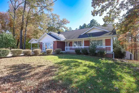 221 Perry St, Glenwood, AR 71943