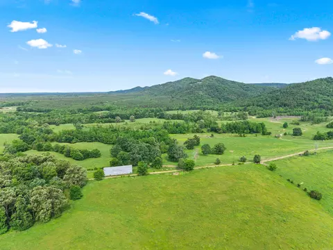 27 Duggan Rd, Glenwood, AR 71943