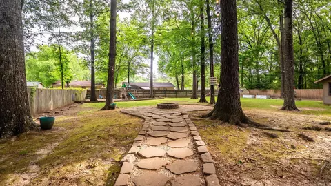 Exterior - 38 White Oak Dr, Conway, AR 72034 photo 10 of 15