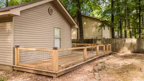 Exterior - 38 White Oak Dr, Conway, AR 72034 photo 2 of 16