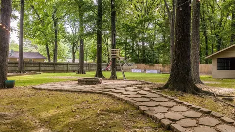 Exterior - 38 White Oak Dr, Conway, AR 72034 photo 11 of 15