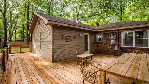 Exterior - 38 White Oak Dr, Conway, AR 72034 photo 2 of 15