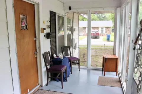 Exterior - 903 E Sullenberger Ave, Malvern, AR 72104 photo 3 of 13