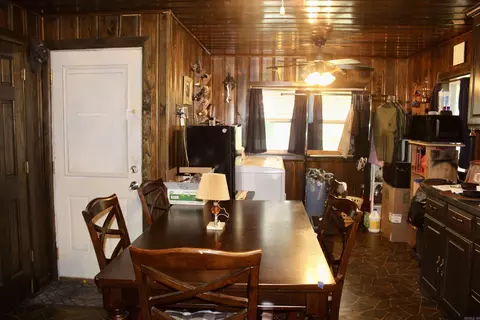 Dining - 903 E Sullenberger Ave, Malvern, AR 72104 photo 1 of 1