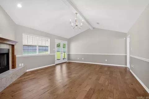 Living - 1721 Regency Dr, Malvern, AR 72104 photo 1 of 3