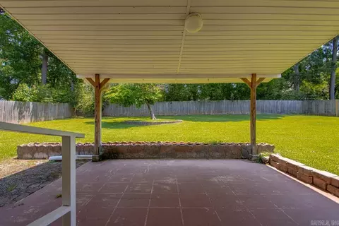 Exterior - 1721 Regency Dr, Malvern, AR 72104 photo 6 of 10